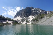 Ξερόλουτσα και Αστράκα